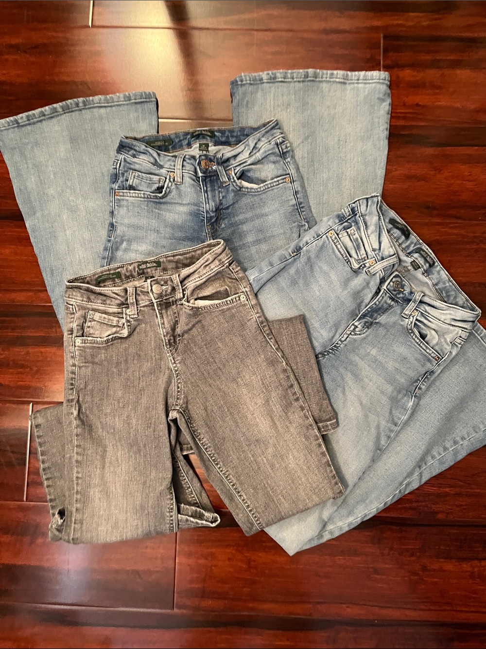 Bundle of 3 Mid Rise Flare Jeans Wild Fable Juniors Size 00 Blue Grey